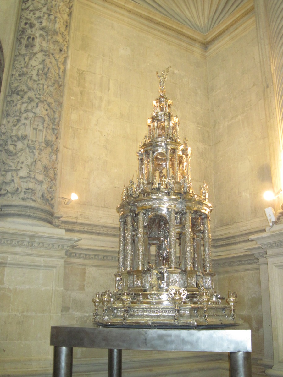 71-Il bellissimo ostensorio nella Sacrestia Maggiore della cattedrale